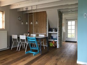 spacious dining room holiday home Friesland Lauwersmeer Netherlands