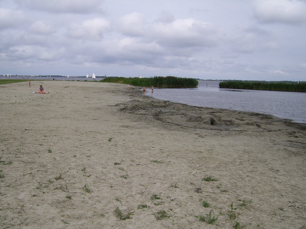 strandje Oostmahorn Lauwersmeer