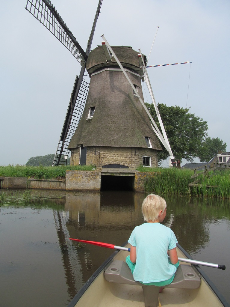 met de kano bij de molen