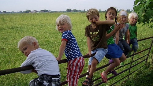 Kinder Familienhaus Friesland Niederlande