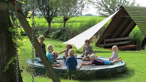 Trampoline vakantiewoning Friesland