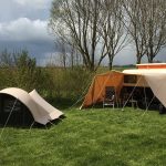 Kamperen Friesland Eriba caravan en de Waard tent